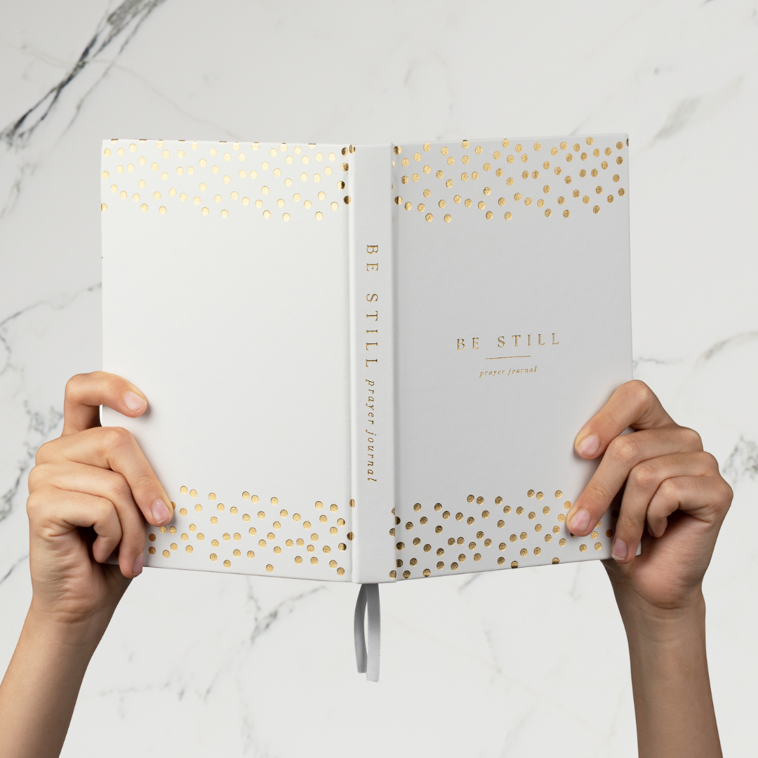 The Daily KJV Scriptures Prayer Journal for Men and Women (White Dotted Design)